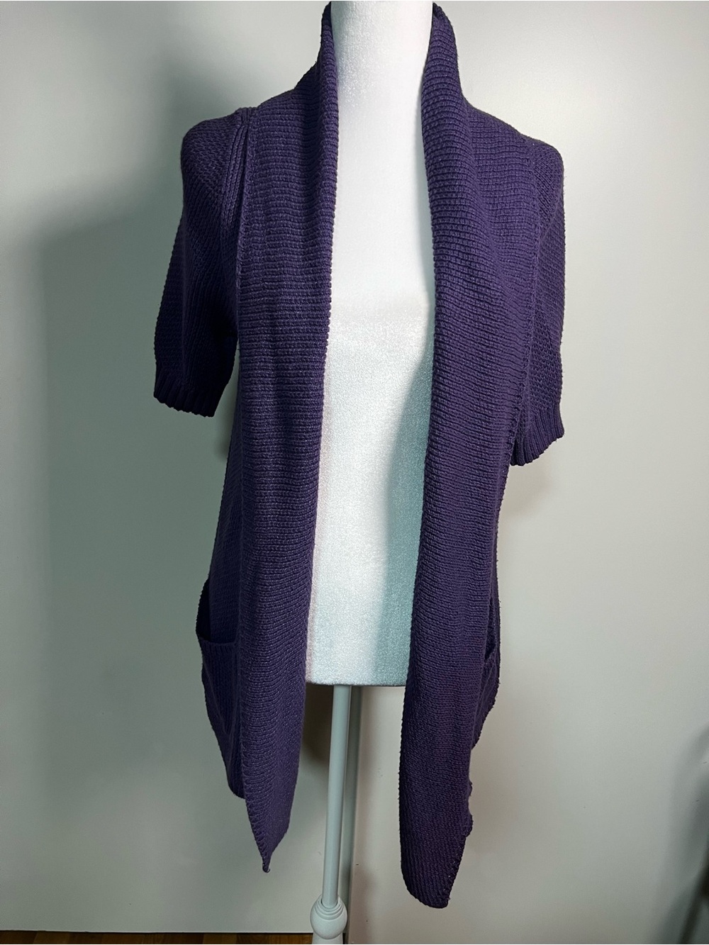 Sonoma Short-Sleeve Open-Front Knit Cardigan in Deep Purple